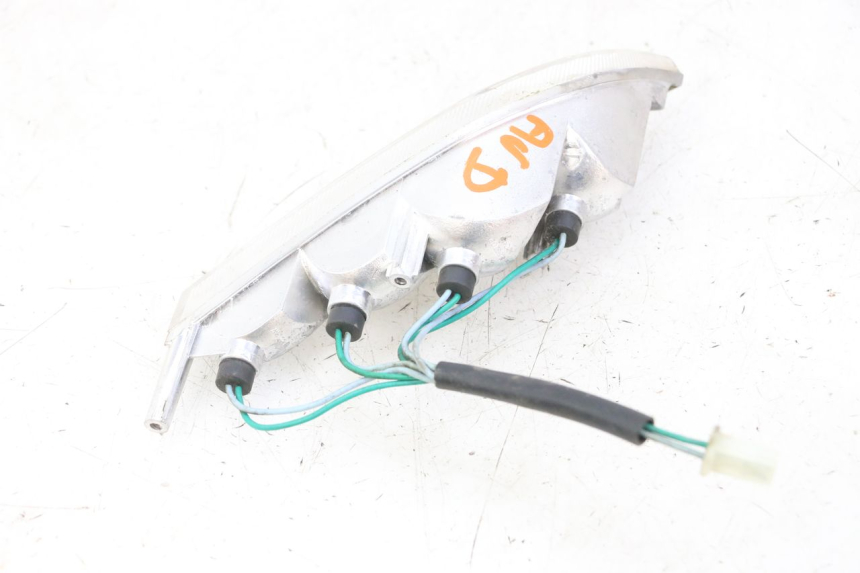 photo de VORNE RECHTS BLINKER PEUGEOT VIVACITY 125 (2010 - 2017) - Technische Nahaufnahme