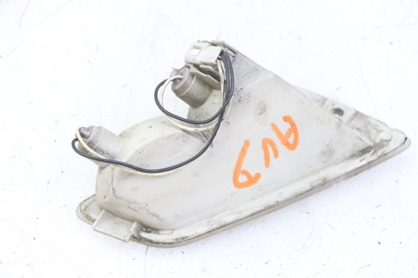 photo de VORNE RECHTS BLINKER PIAGGIO VESPA GRANTURISMO 200 (2004 - 2005) - Alternative Perspektive