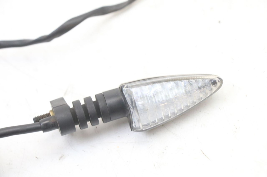 photo de VORNE RECHTS BLINKER LIGIER PULSE 3 1 (2014 - 2020) - Detailansicht des Bauteils