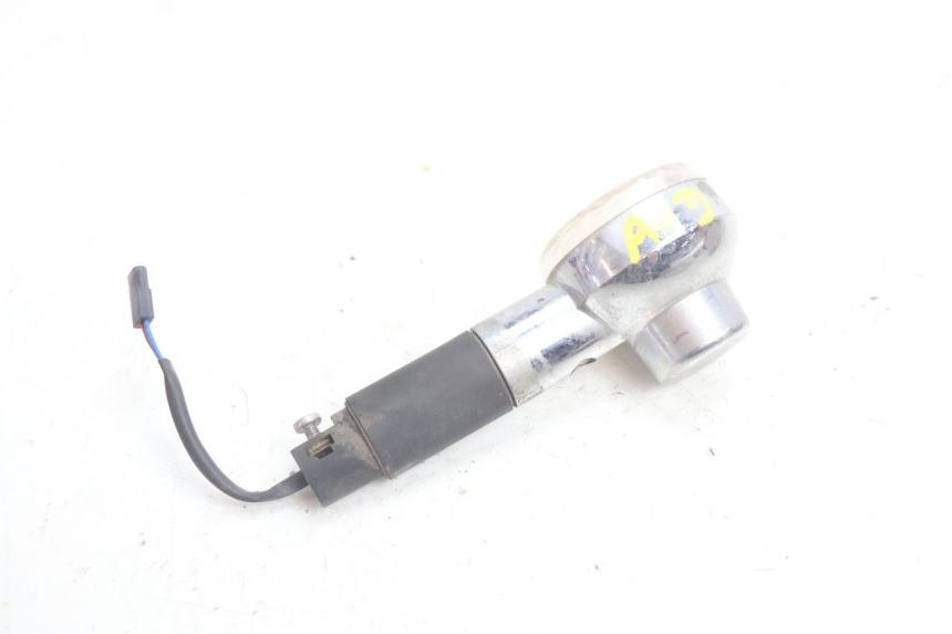 photo de VORNE RECHTS BLINKER APRILIA SCARABEO GT 125 (1999 - 2007) - Alternative Perspektive