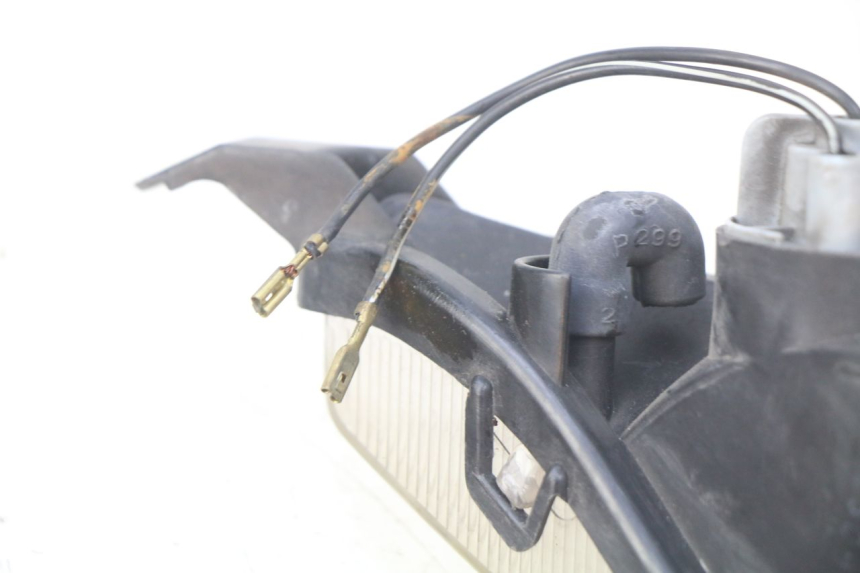 photo de RECHTER BLINKER SUZUKI SIXTEEN 125 (2008 - 2010) - Gesamtansicht des Produkts