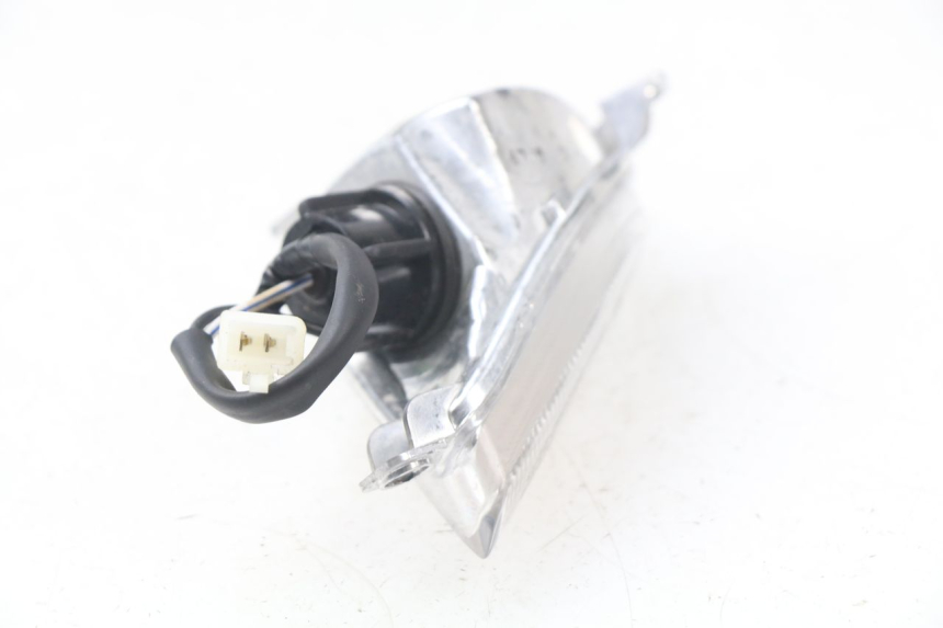 photo de VORNE RECHTS BLINKER APRILIA SR 2T 50 (2018 - 2022) - Detailansicht des Bauteils