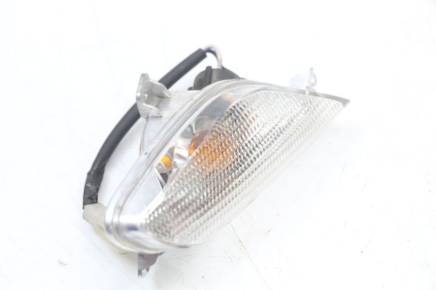 photo de VORNE RECHTS BLINKER APRILIA SR 2T 50 (2018 - 2022) - Zoom auf Gebrauchszustand