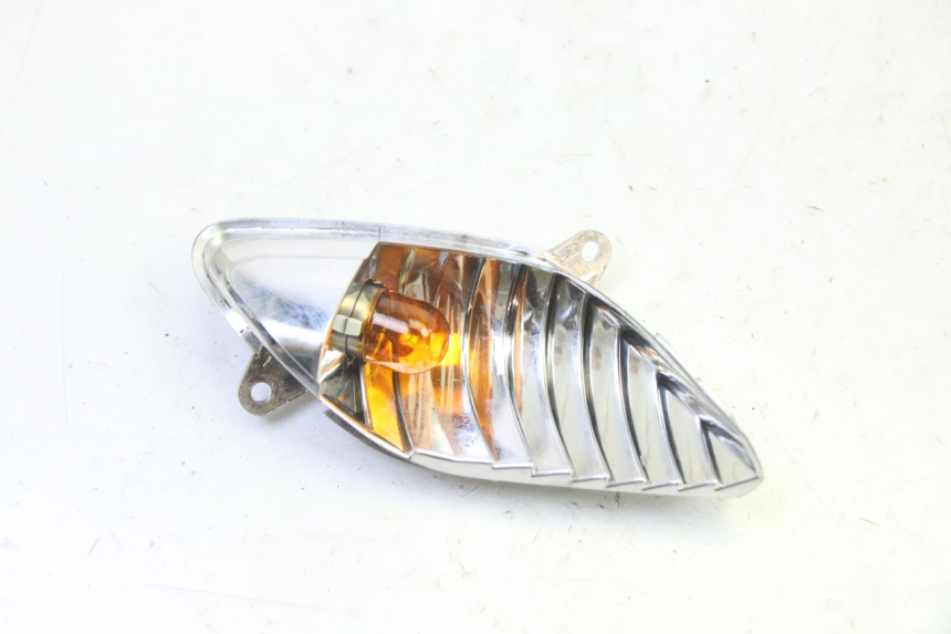 photo de VORNE RECHTS BLINKER APRILIA SR R 2T LC 50 (2018 - 2021) - Hauptansicht