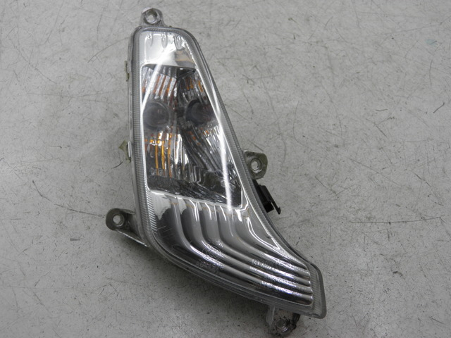 photo de VORNE RECHTS BLINKER SYM FIDDLE 2 50 (2008 - 2013) - Hauptansicht