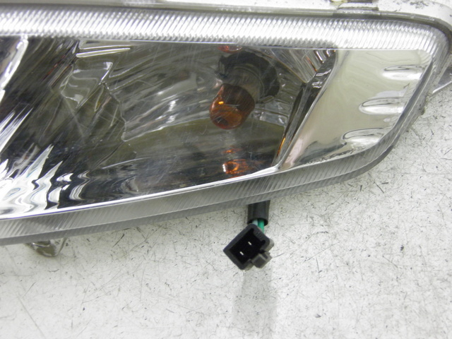 photo de VORNE RECHTS BLINKER SYM FIDDLE 2 50 (2008 - 2013) - Zoom auf Gebrauchszustand