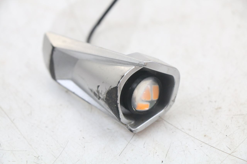 photo de VORNE RECHTS BLINKER DUALTRON TOGO PLUS 1 - Alternative Perspektive