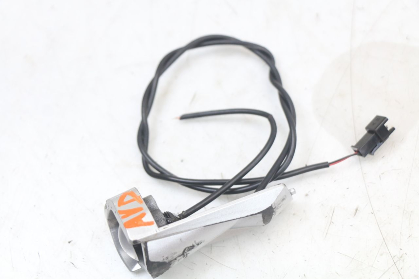 photo de VORNE RECHTS BLINKER DUALTRON TOGO PLUS 1 - Technische Nahaufnahme