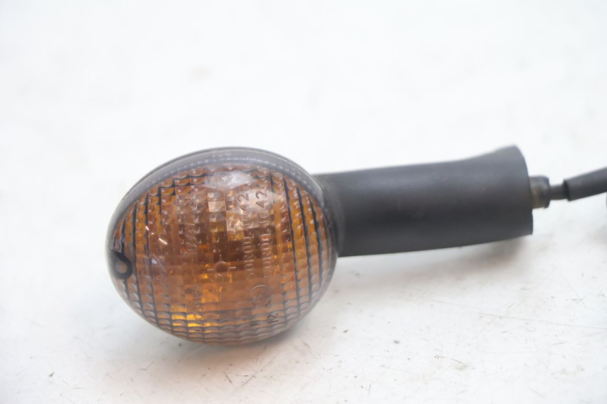 photo de VORNE RECHTS BLINKER PEUGEOT TREKKER 50 (1995 - 2004) - Zoom auf Gebrauchszustand