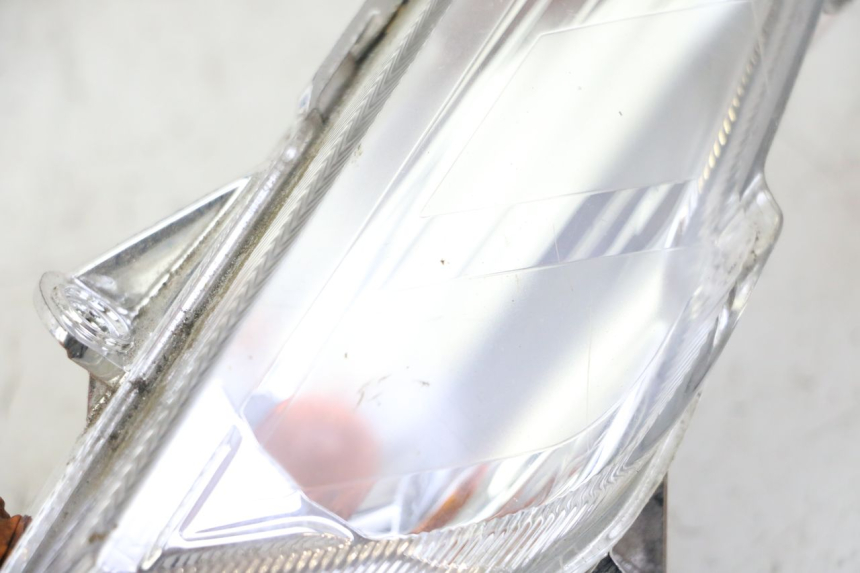 photo de RECHTER BLINKER PEUGEOT TWEET 4T 50 (2018 - 2022) - Detailansicht des Bauteils