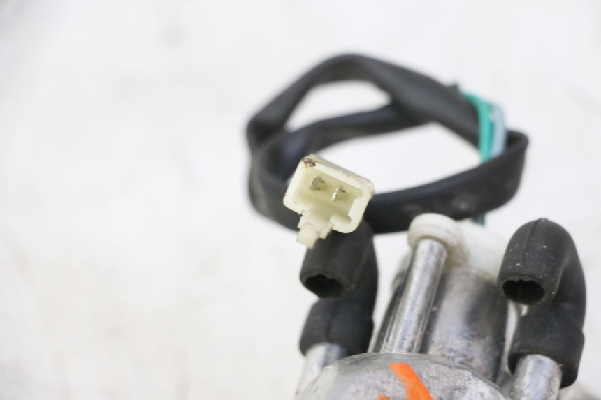 photo de RECHTER BLINKER PEUGEOT TWEET 4T 50 (2018 - 2022) - Technische Nahaufnahme