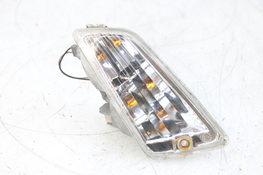 photo de RECHTER BLINKER PIAGGIO VESPA GTS SUPER IE 125 (2009 - 2016) - Hauptansicht