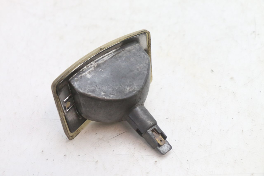 photo de VORNE RECHTS BLINKER PIAGGIO VESPA PK FL 2T 50 (1990 - 1996) - Zoom auf Gebrauchszustand