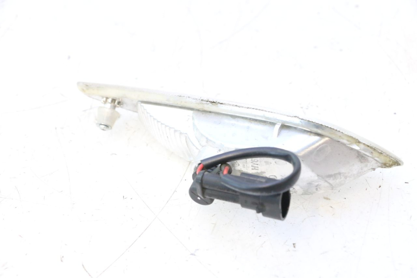 photo de RECHTER BLINKER PIAGGIO VESPA PRIMAVERA 2T 50 (2013 - 2018) - Zoom auf Gebrauchszustand