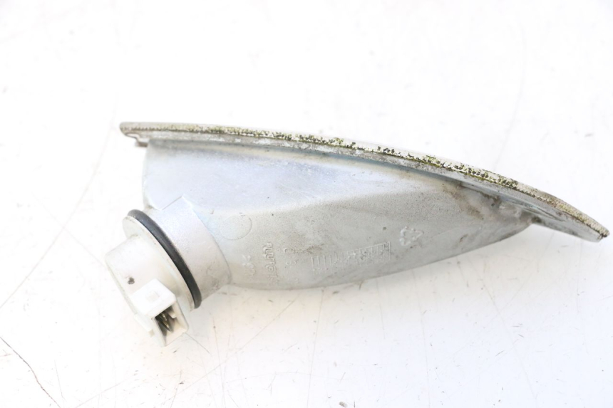 photo de RECHTER BLINKER PIAGGIO VESPA S 2T 50 (2007 - 2014) - Details der Befestigungspunkte