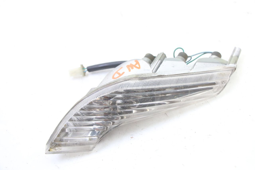 photo de VORNE RECHTS BLINKER PEUGEOT VIVACITY NEW 2T 50 (2008 - 2017) - Detailansicht des Bauteils