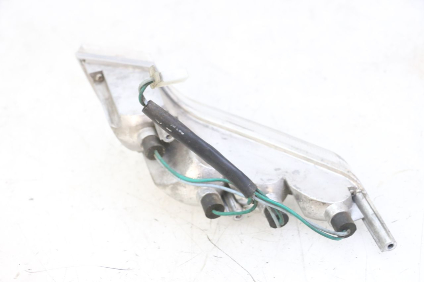 photo de VORNE RECHTS BLINKER PEUGEOT VIVACITY NEW 4T 50 (2008 - 2017) - Detailansicht des Bauteils