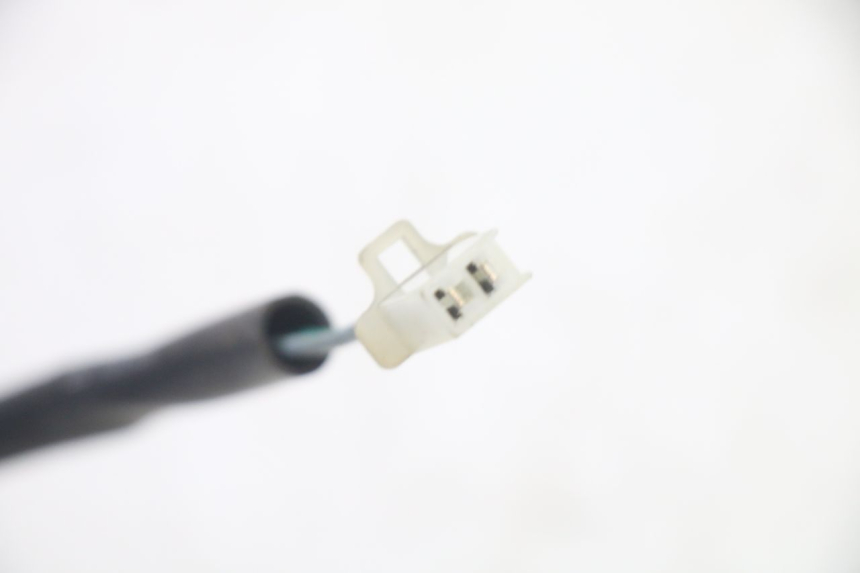 photo de VORNE RECHTS BLINKER PEUGEOT VIVACITY NEW 4T 50 (2008 - 2017) - Oberflächenzustand und Material