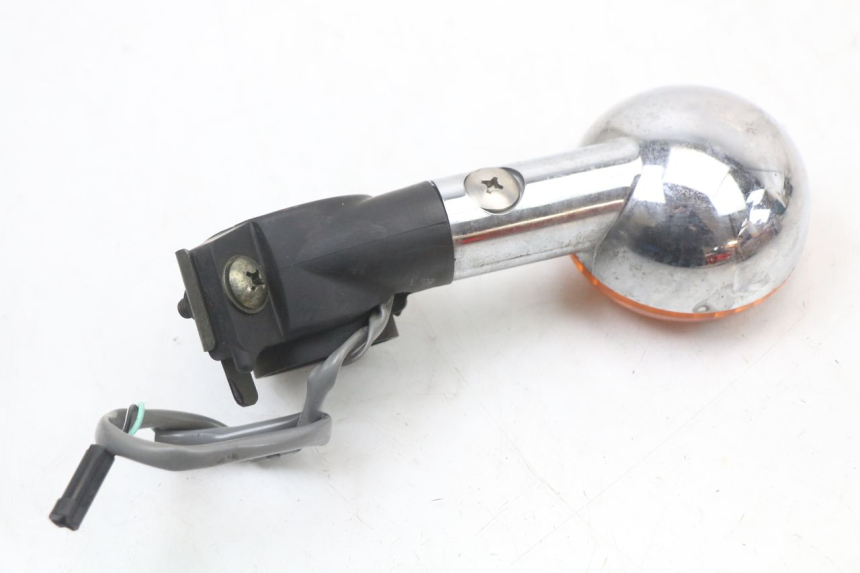 photo de VORNE RECHTS BLINKER SUZUKI VL INTRUDER 125 (2004 - 2007) - Technische Nahaufnahme