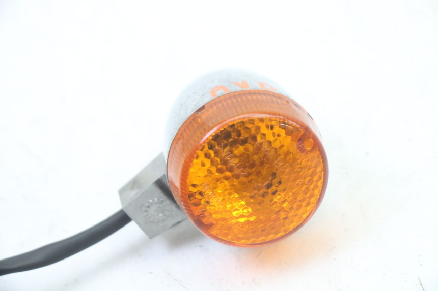 photo de VORNE RECHTS BLINKER YAMAHA WHY 50 (1998 - 2000) - Zoom auf Gebrauchszustand
