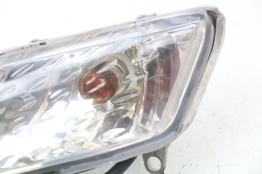 photo de RECHTER BLINKER YAMAHA XMAX X-MAX 125 (2006 - 2009) - Detailansicht des Bauteils