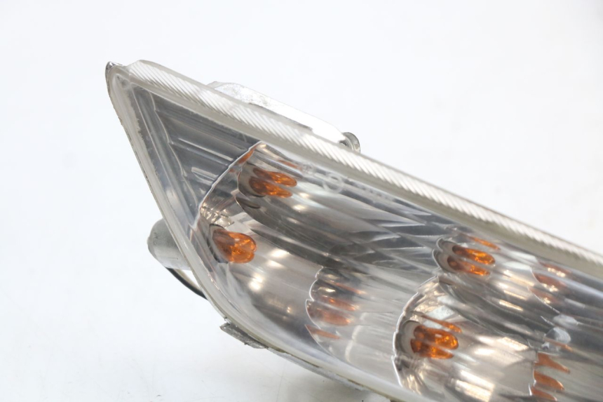 photo de RECHTER BLINKER PIAGGIO X8 125 (2004 - 2007) - Detailansicht des Bauteils