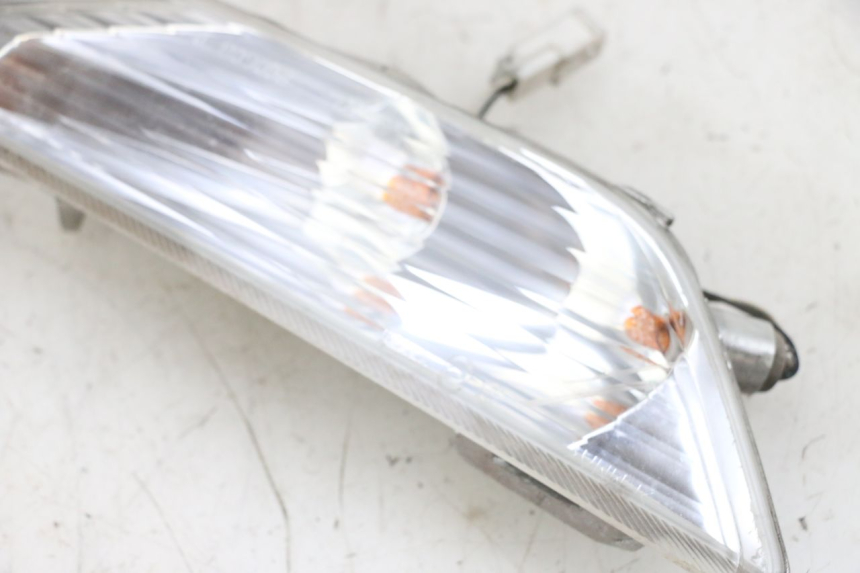 photo de RECHTER BLINKER PIAGGIO X8 125 (2004 - 2007) - Technische Nahaufnahme