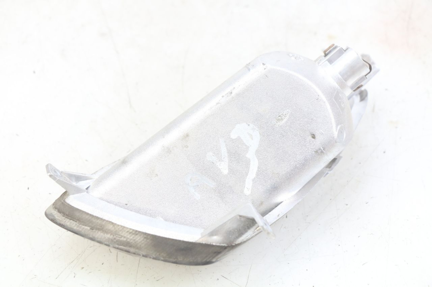 photo de VORNE RECHTS BLINKER YAMAHA YP MAJESTY 125 (2007 - 2010) - Details der Befestigungspunkte