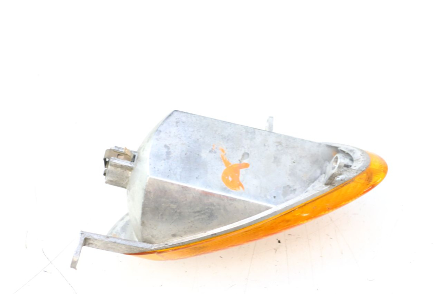 photo de VORNE RECHTS BLINKER YAMAHA YP MAJESTY 125 (1998 - 2001) - Technische Nahaufnahme