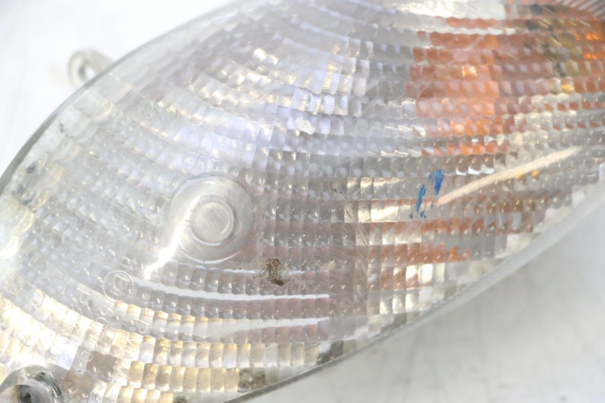 photo de VORNE RECHTS BLINKER YAMAHA YP MAJESTY 125 (2002 - 2006) - Details der Befestigungspunkte