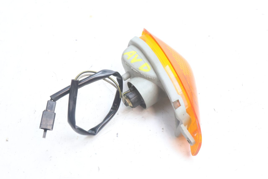 photo de VORNE RECHTS BLINKER KAWASAKI ZZR 600 (1995 - 2004) - Gesamtansicht des Produkts