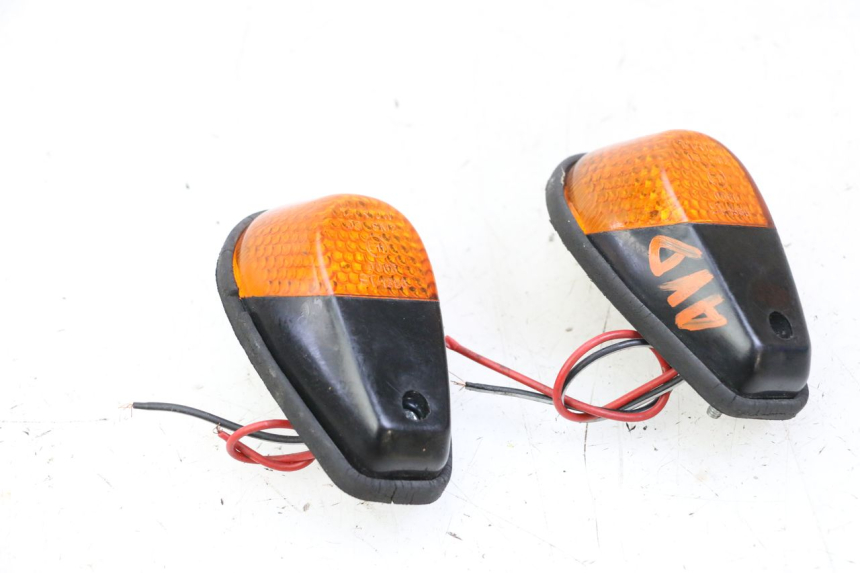 photo de VORNE BLINKER YAMAHA FJ 36Y 1100 (1984 - 1985) - Gesamtansicht des Produkts