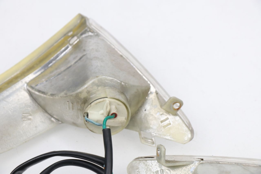 photo de VORNE BLINKER REVATTO FUTURA GT 125 (2006 - 2008) - Alternative Perspektive