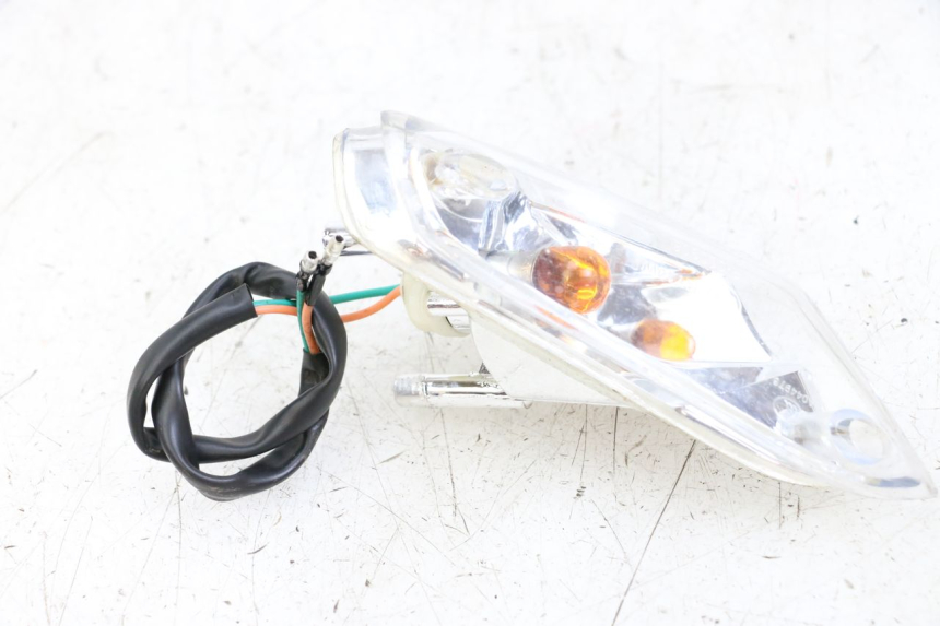 photo de LINKS VORDERES BLINKLICHT KYMCO AGILITY 4T 50 (2018 - 2022) - Details der Befestigungspunkte