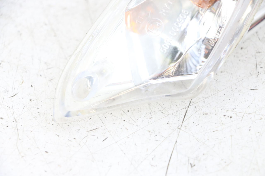 photo de LINKS VORDERES BLINKLICHT KYMCO AGILITY 4T 50 (2018 - 2022) - Oberflächenzustand und Material