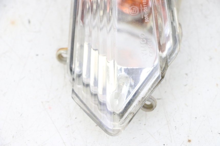 photo de VORNE LINKS BLINKER KYMCO AGILITY CITY 4T 50 (2008 - 2016) - Zoom auf Gebrauchszustand