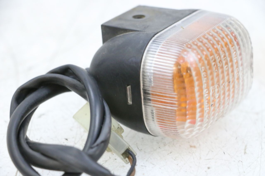 photo de VORNE LINKS BLINKER MBK BOOSTER SPIRIT NAKED 50 (2004 - 2017) - Details der Befestigungspunkte