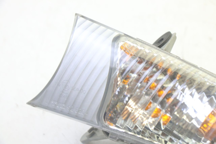 photo de LINKS VORDERES BLINKLICHT SUZUKI BURGMAN 125 (2007 - 2014) - Detailansicht des Bauteils