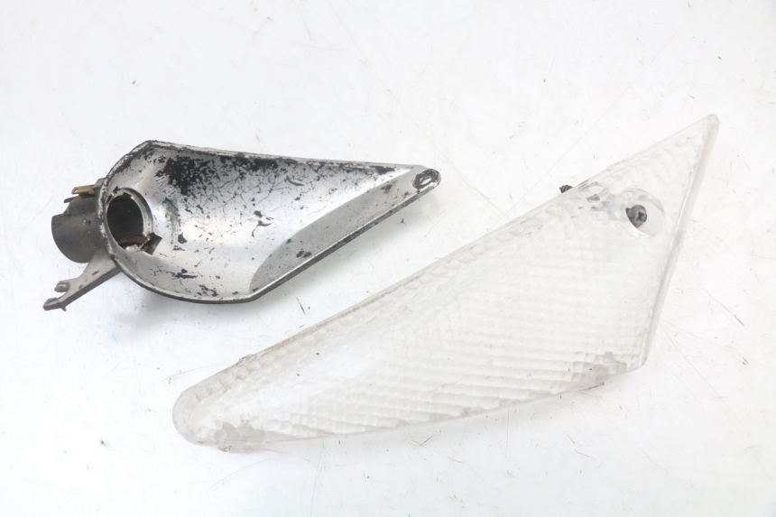 photo de LINKS VORDERES BLINKLICHT PEUGEOT BUXY 50 (1993 - 1998) - Hauptansicht