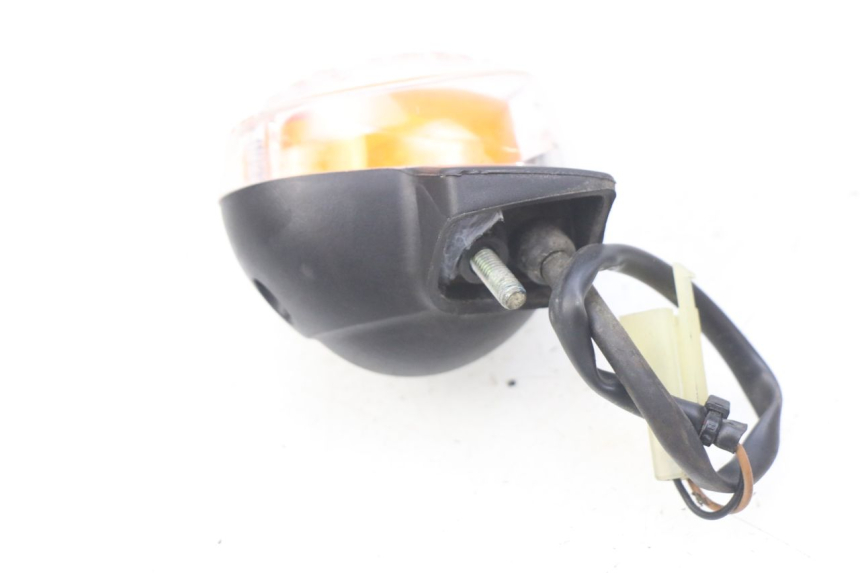 photo de LINKS VORDERES BLINKLICHT YAMAHA BW'S 50 (2004 - 2017) - Technische Nahaufnahme