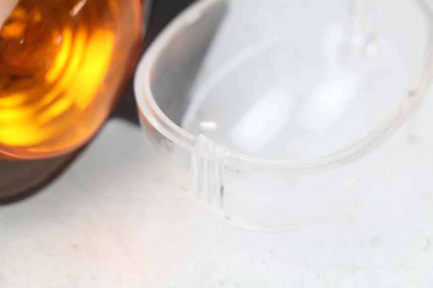 photo de LINKS VORDERES BLINKLICHT YAMAHA BW'S 50 (2004 - 2017) - Details der Befestigungspunkte