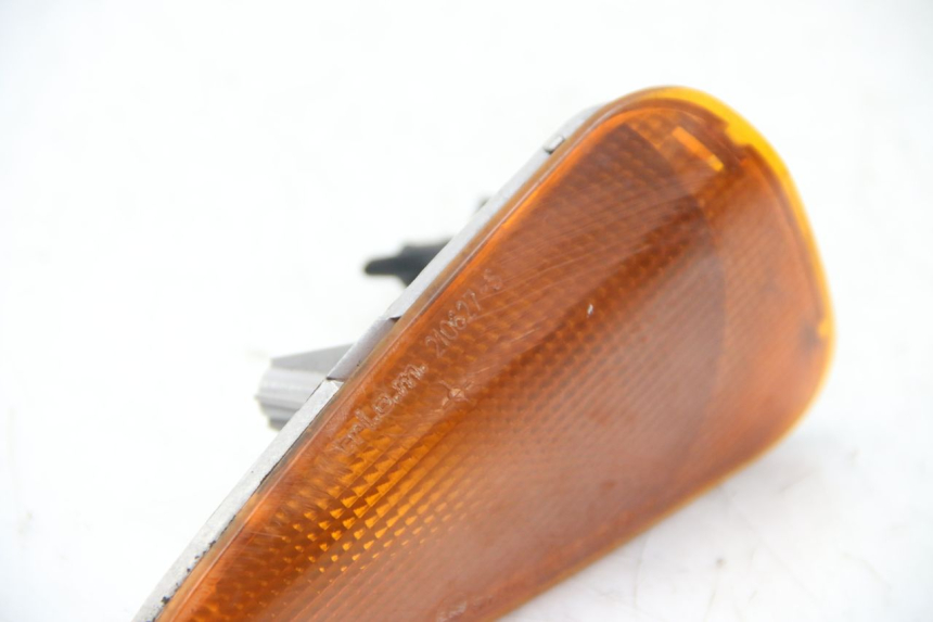 photo de LINKS VORDERES BLINKLICHT BMW C1 125 (2000 - 2003) - Technische Nahaufnahme