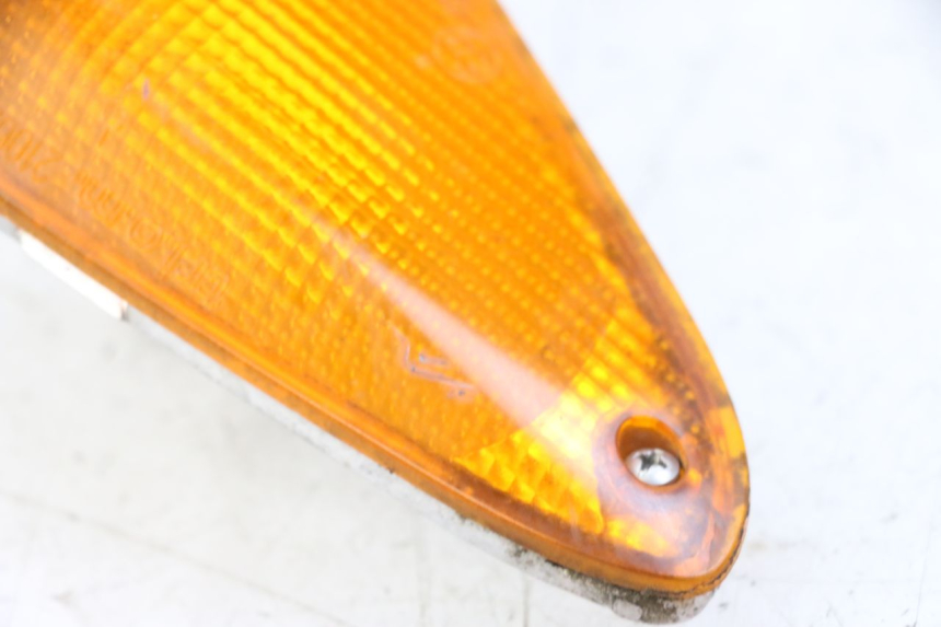 photo de LINKS VORDERES BLINKLICHT BMW C1 125 (2000 - 2003) - Zoom auf Gebrauchszustand