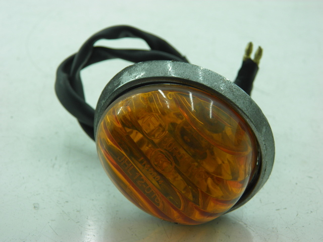 photo de VORNE LINKS BLINKER DAELIM BESBI 125 (2007 - 2008) - Detailansicht des Bauteils