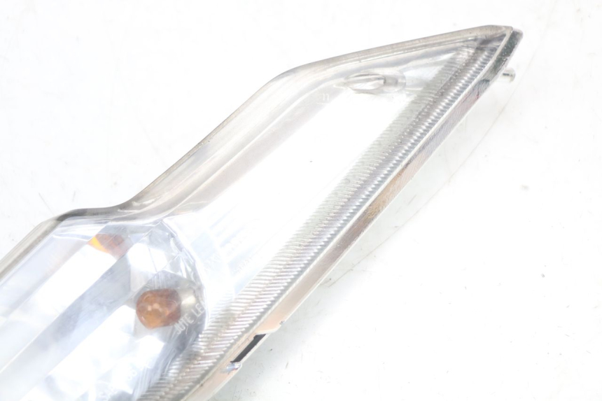 photo de LINKS VORDERES BLINKLICHT KYMCO DINK 4T 50 (2007 - 2018) - Technische Nahaufnahme