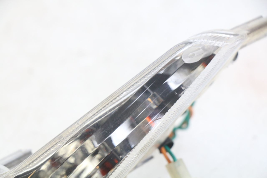 photo de LINKS VORDERES BLINKLICHT PEUGEOT E-VIVACITY 1 (2012 - 2018) - Gesamtansicht des Produkts