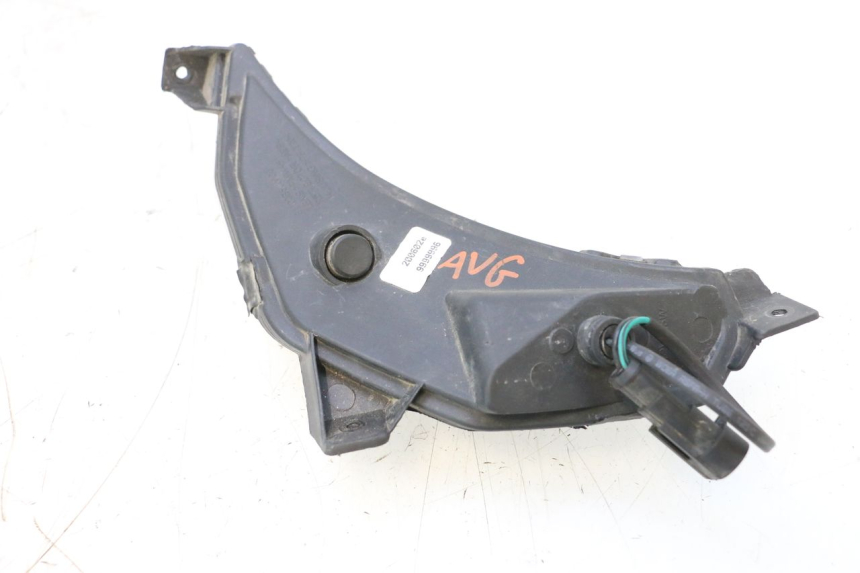 photo de VORDERER LINKER BLINKER KEEWAY F-ACT FACT EVO 50 (2020 - 2026) - Oberflächenzustand und Material