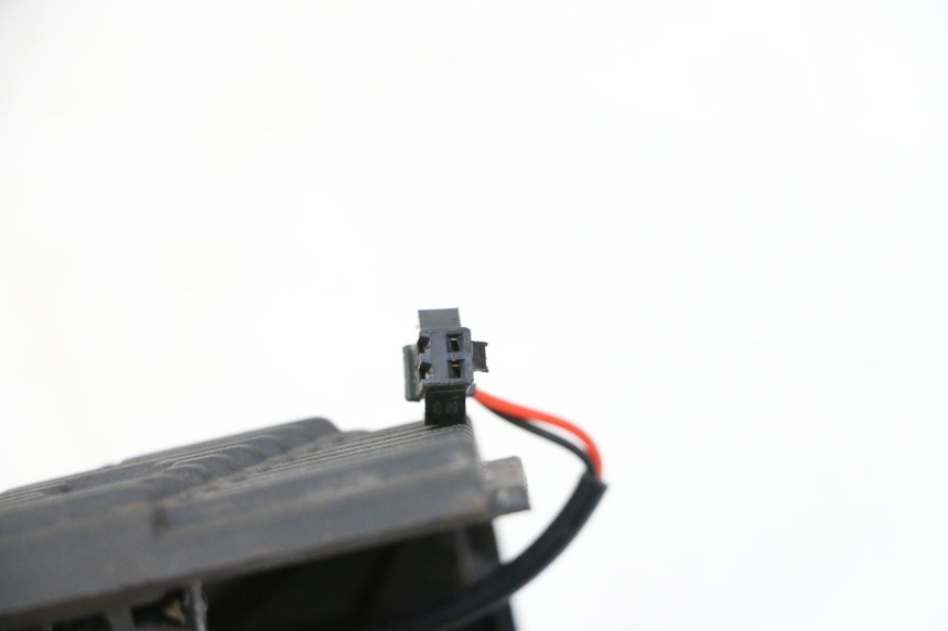 photo de VORNE LINKS BLINKER KUKIRIN G2 MASTER 1 - Detailansicht des Bauteils