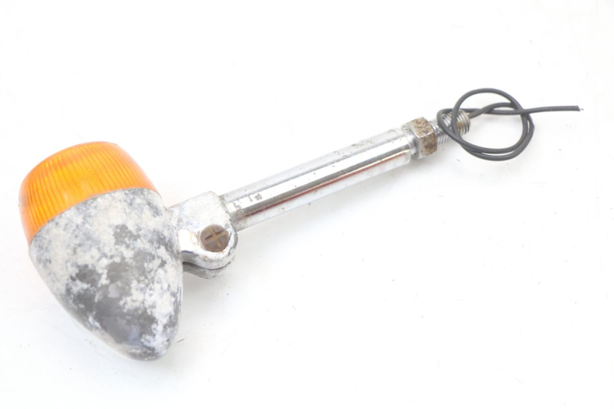 photo de VORNE LINKS BLINKER SUZUKI GN 125 (1997 - 2000) - Technische Nahaufnahme