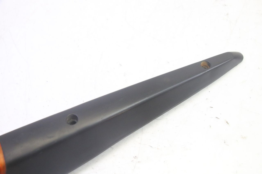 photo de VORNE LINKS BLINKER KAWASAKI GPZ RX 1000 (1986 - 1988) - Zoom auf Gebrauchszustand